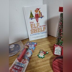 Elf On The Shelf FIND IT Game Pez Book And CDs Group Fun Holiday Game Plus Book